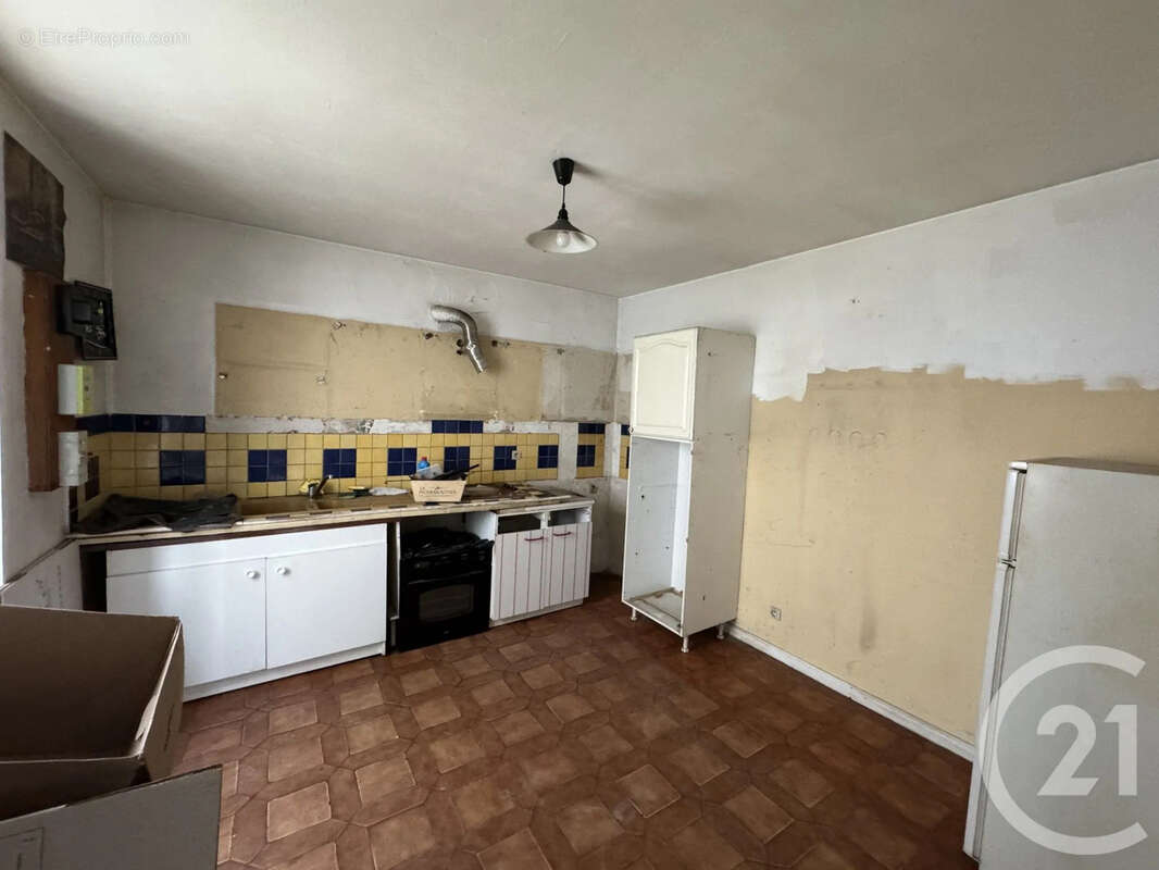 Maison 96 m² à Saint-Maur-Des-Fosses  - photo 12