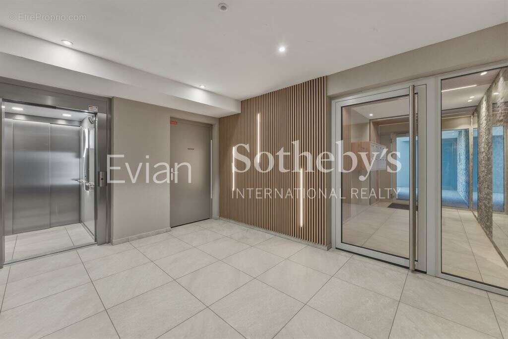 Appartement à EVIAN-LES-BAINS