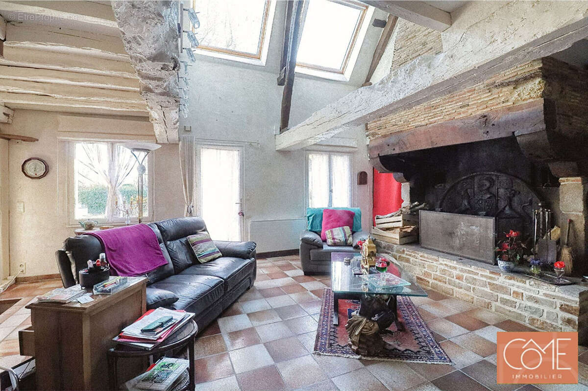 A vendre - 35760 saint gregoire - longere de charme - 6 chambres - 264.27m² hab. et 464.28 m² au sol - terrain 4007 m² - expo su - photo 4