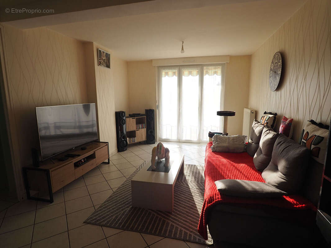 Appartement T3 75M² avec garage et terrain - photo 9