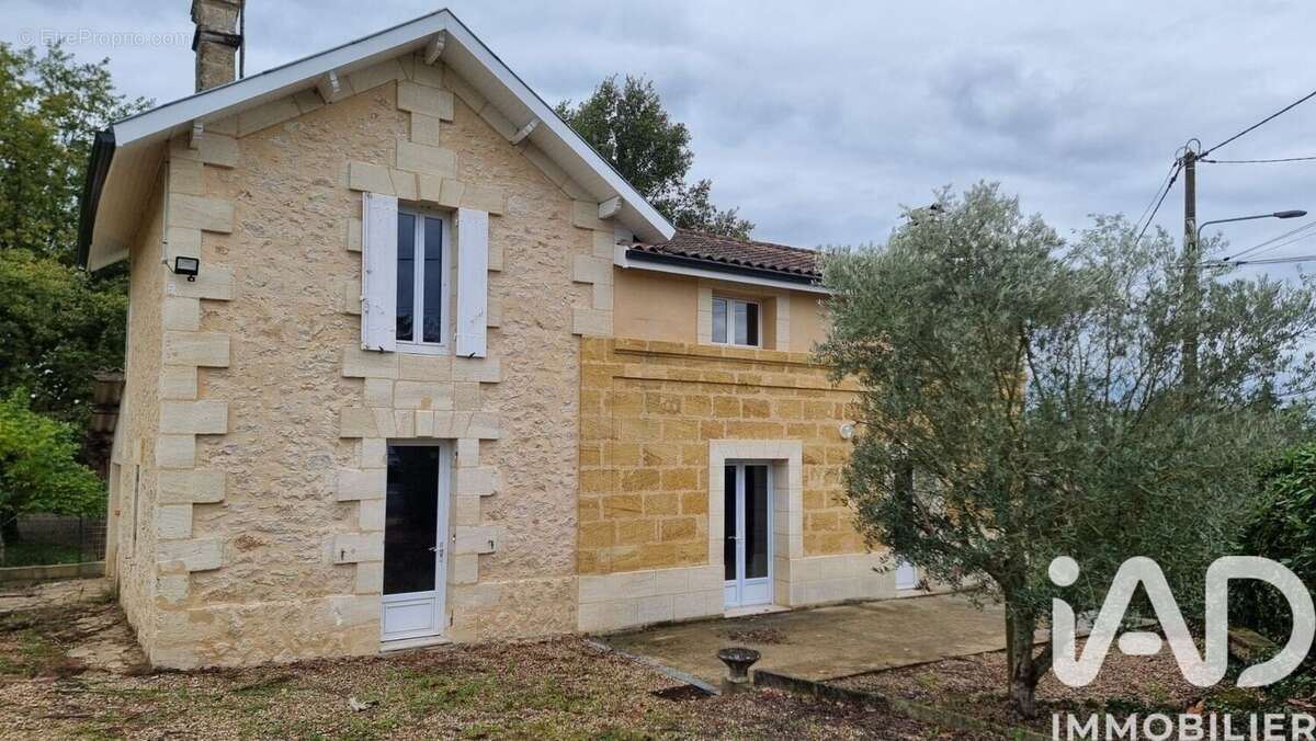 Photo 2 - Maison à SAINT-GENES-DE-CASTILLON