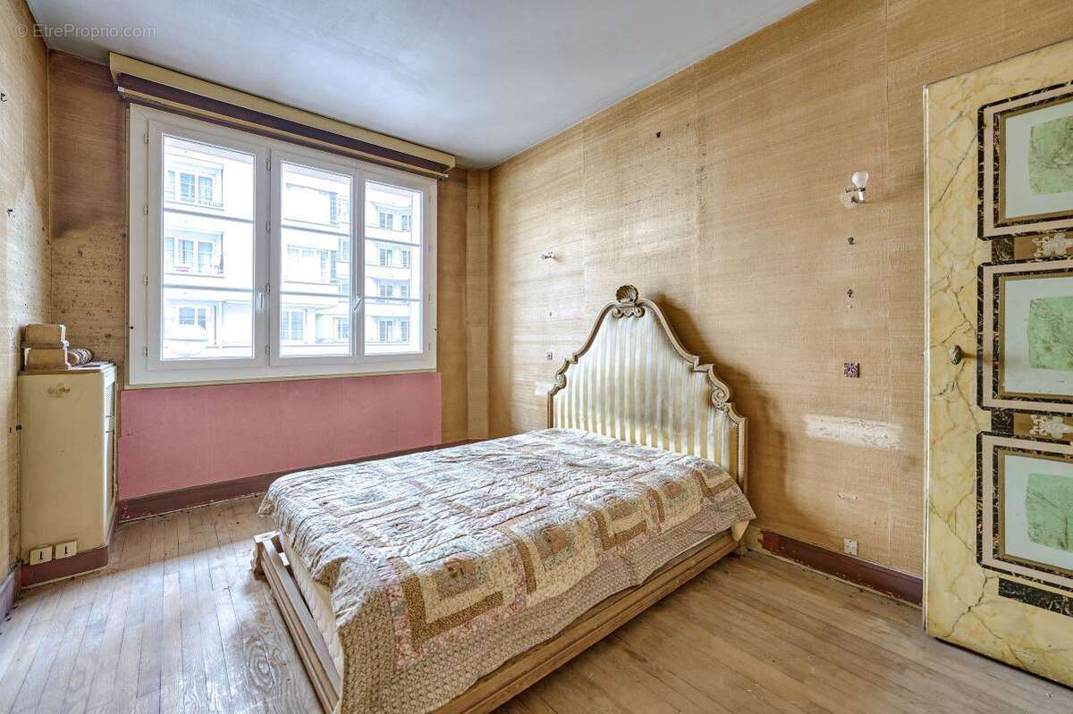 Appartement à ISSY-LES-MOULINEAUX