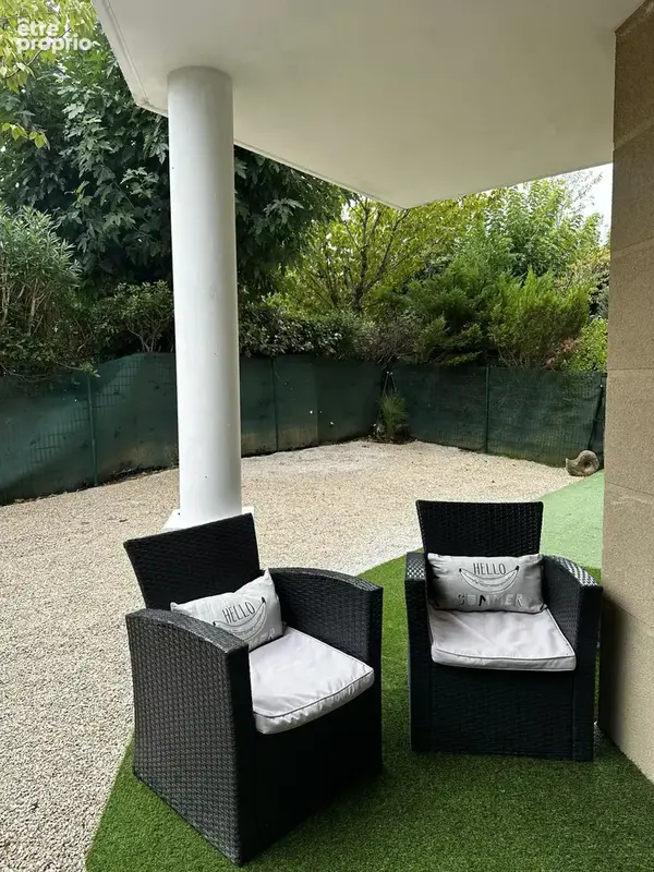 Appartement T2 avec terrasse et jardin - photo 2