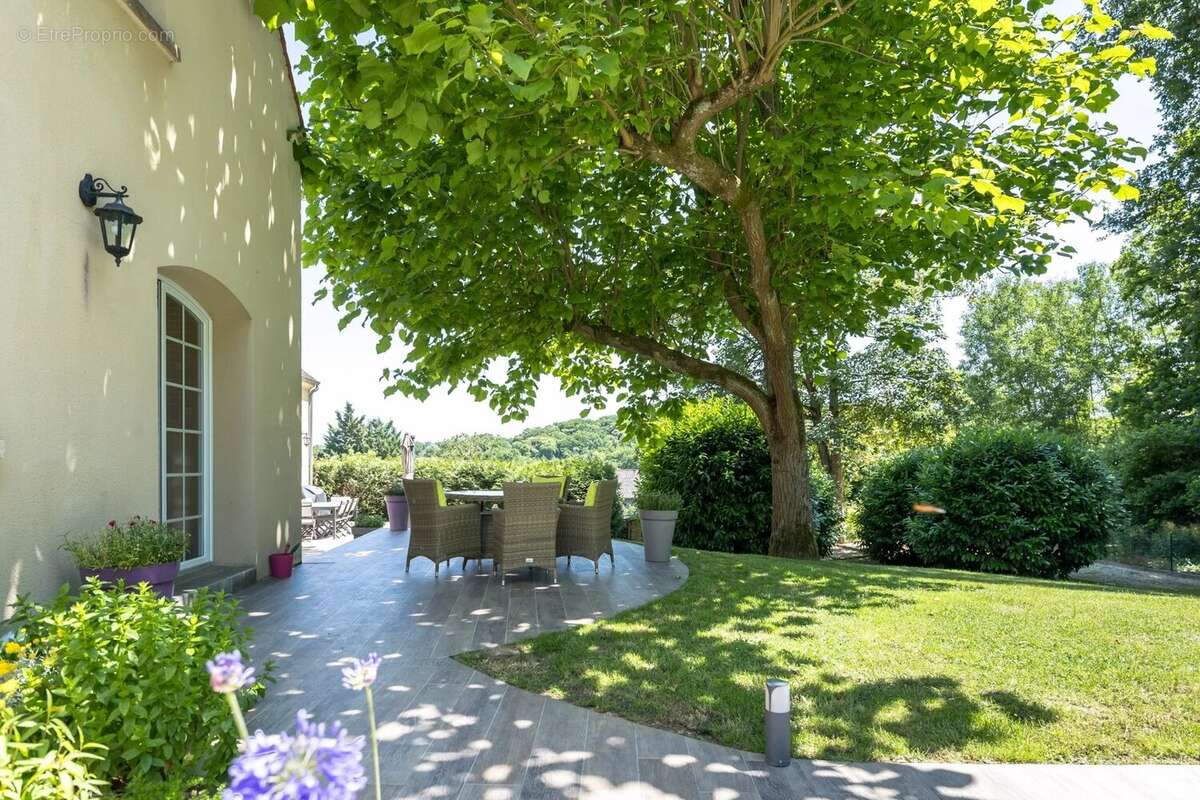 Maison à MONTFORT-L&#039;AMAURY