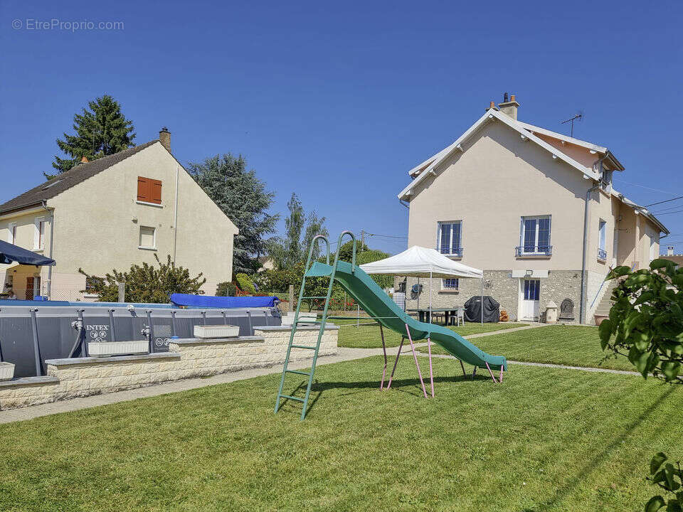 Maison à CHOISY-EN-BRIE