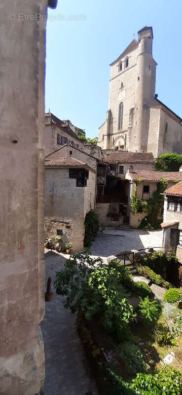 Maison à SAINT-CIRQ-LAPOPIE