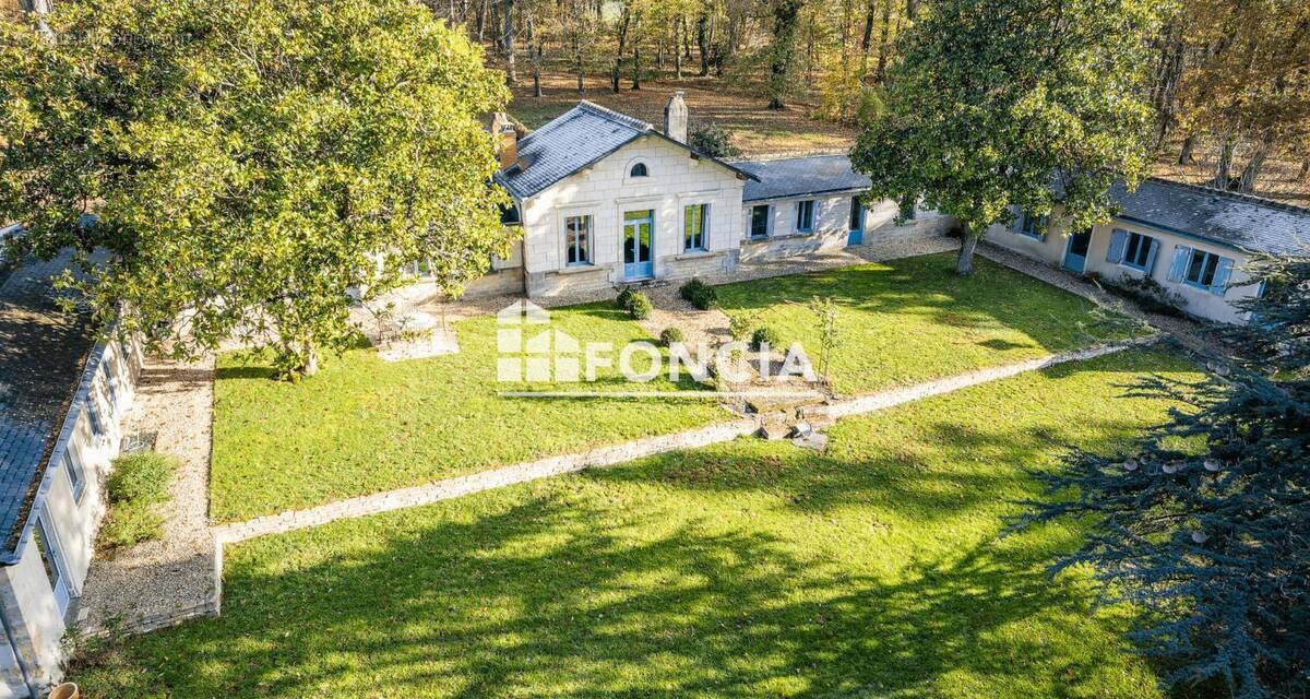 Maison à SAINT-EPAIN