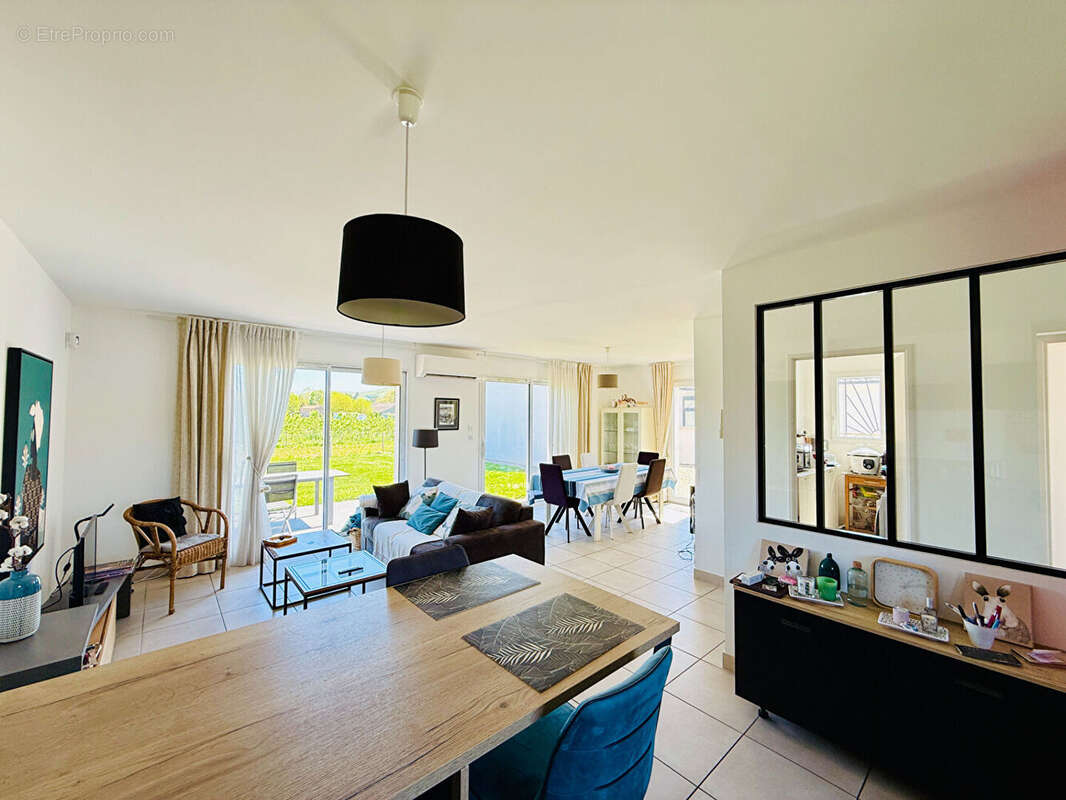 Maison à SAINT-SYLVESTRE-SUR-LOT