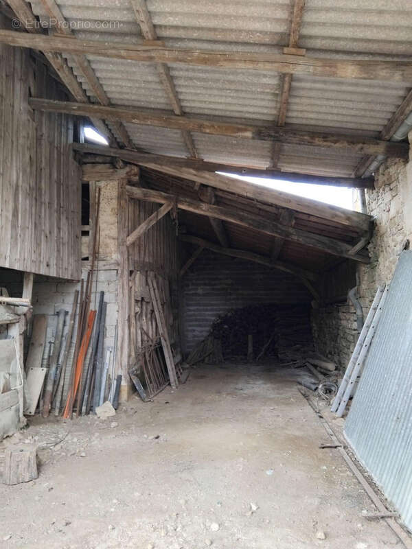 arrière de la grange