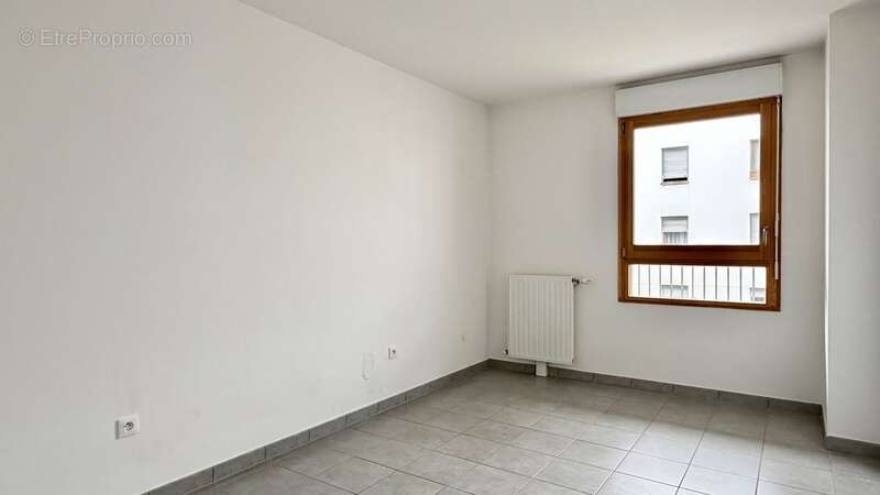 Appartement à L'ILE-SAINT-DENIS