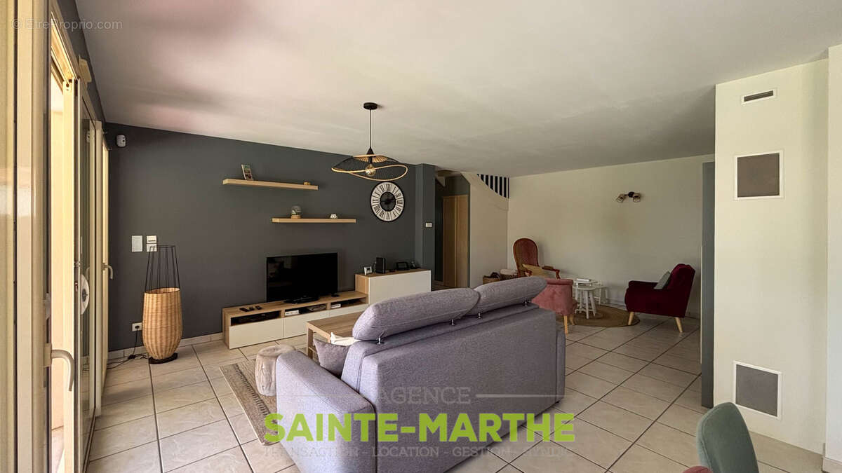 Aiffres. Magnifique pavillon 7 chambres. - photo 5