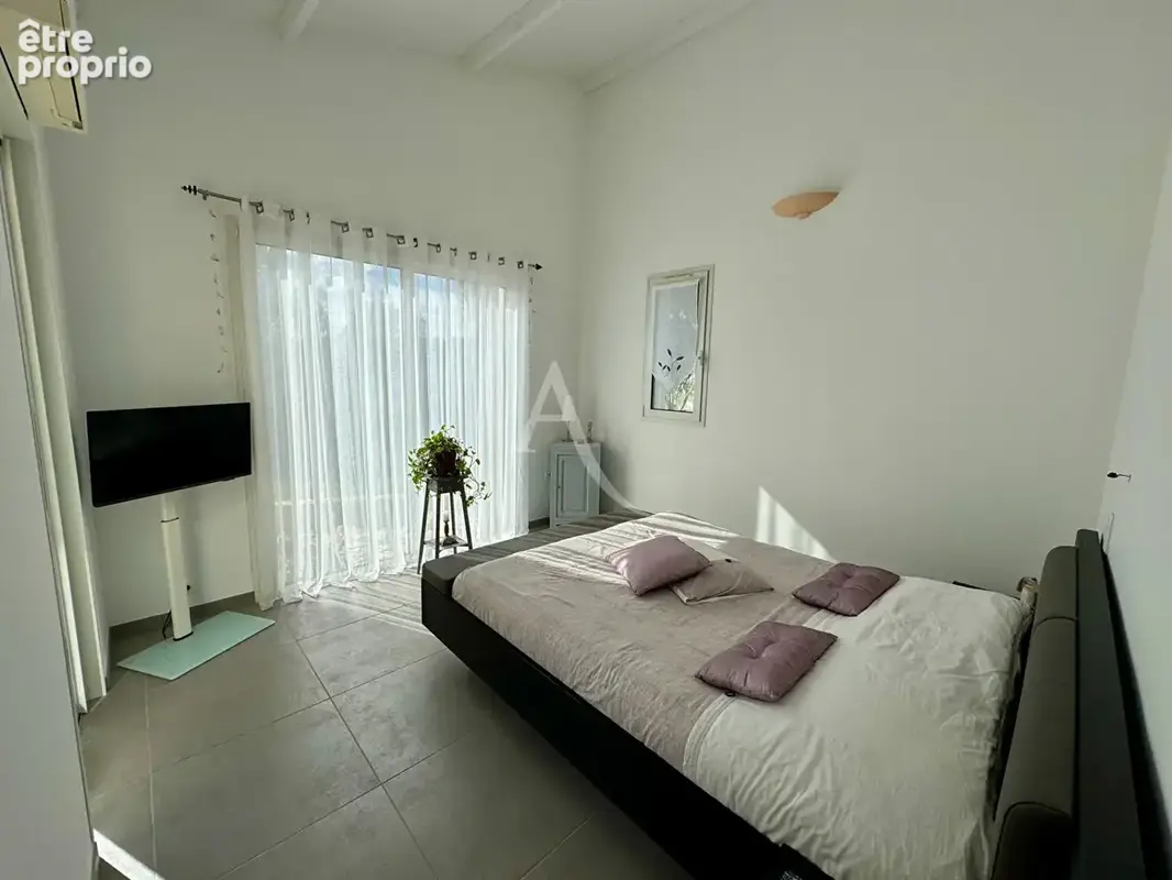 Maison Nimes 6 pièce(s) 192.02 m2 - photo 6