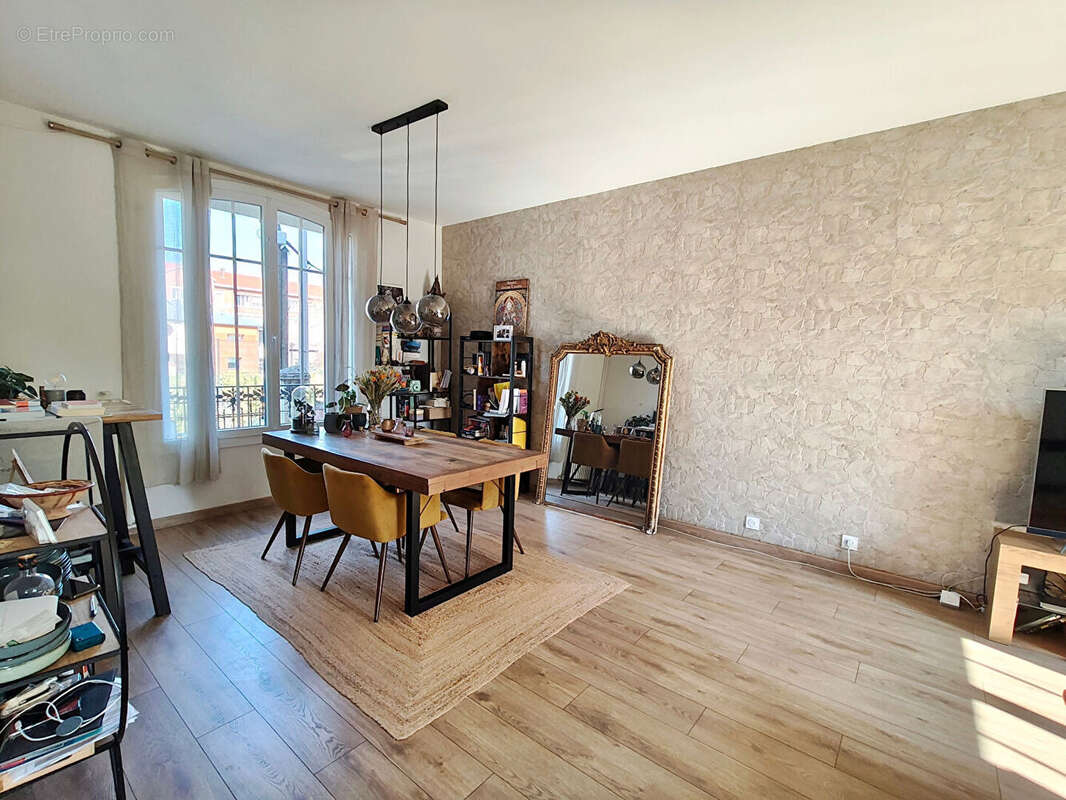 Maison à VILLEMOMBLE