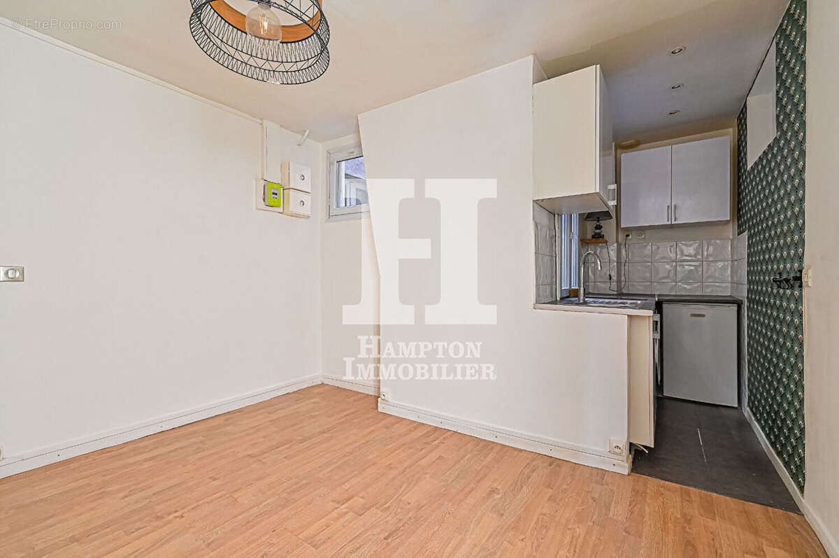 Appartement à PARIS-19E