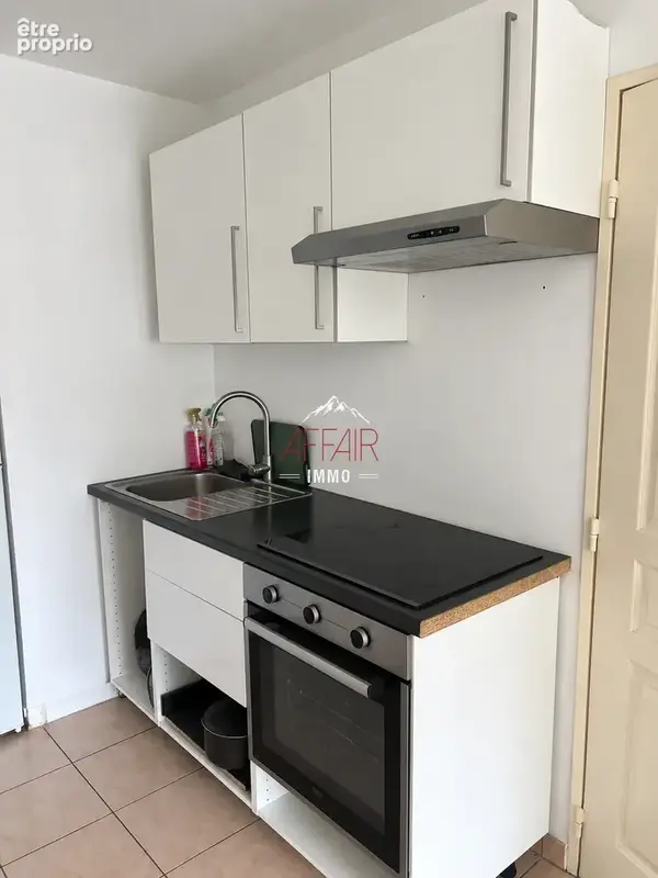 Appartement t3 - 44 m2 avec balcon et parking   douane croix de rozon à pied - 74160 collonges sous saleve - photo 3