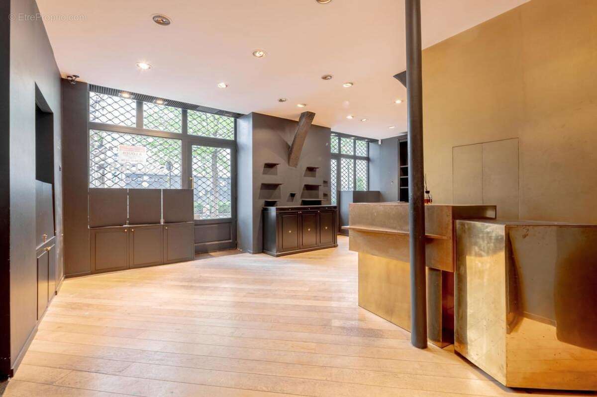 Paris 2 – exclusivite ! montorgueil vente murs de boutique - photo 2
