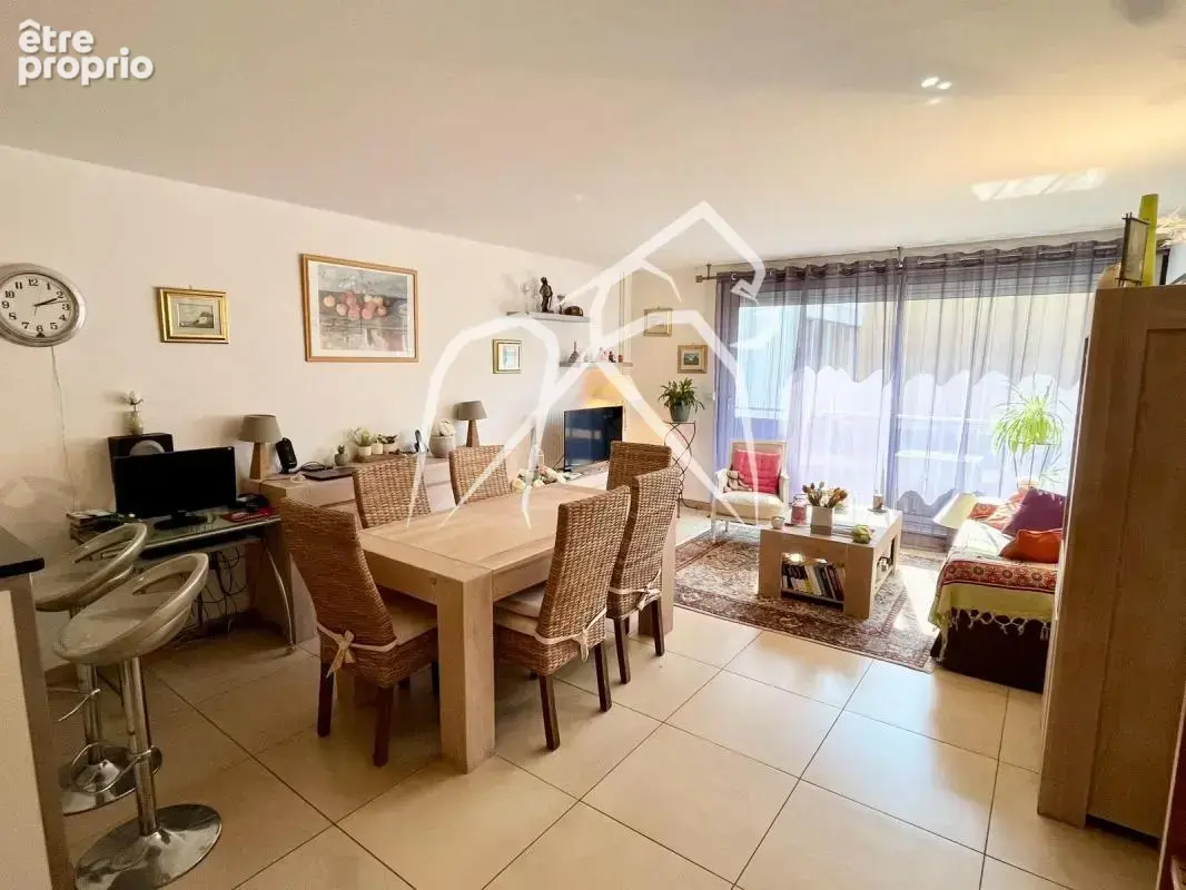 Appartement 2 pièces  54 m²  Avec place de parking  En parfait état  76100 Rouen - photo 2