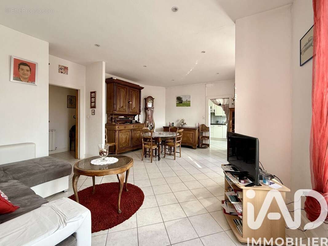 Photo 6 - Appartement à THAON-LES-VOSGES