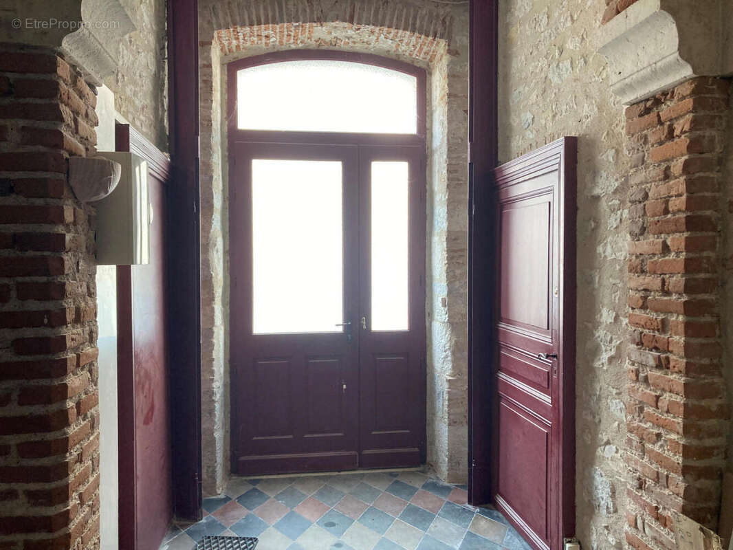 commun entrée - Appartement à ARCAMBAL