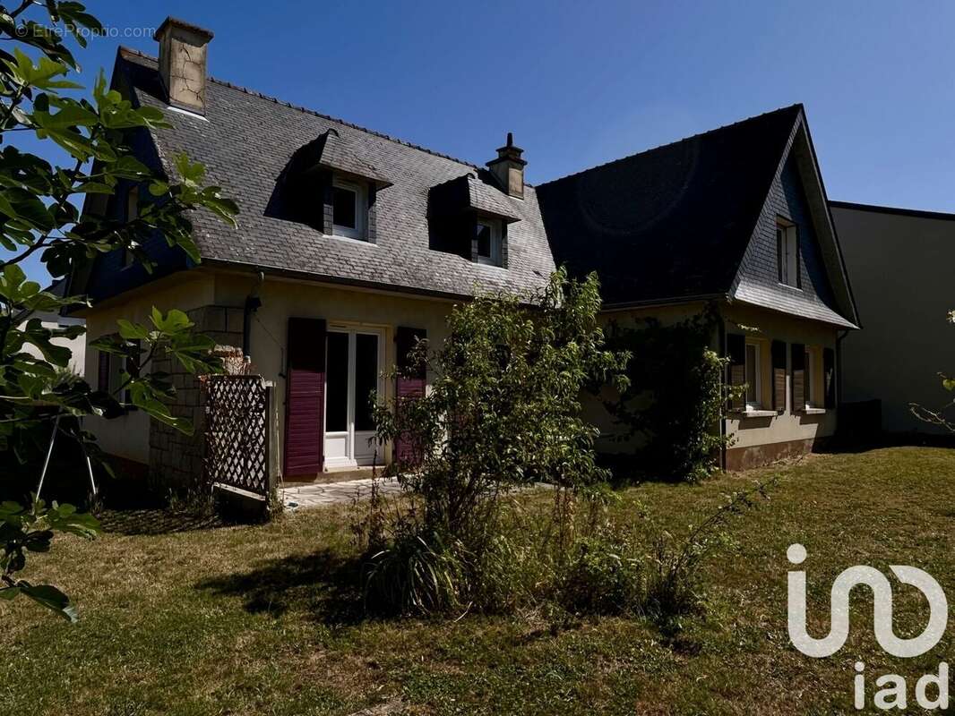 Photo 6 - Maison à LA CHAPELLE-DES-FOUGERETZ