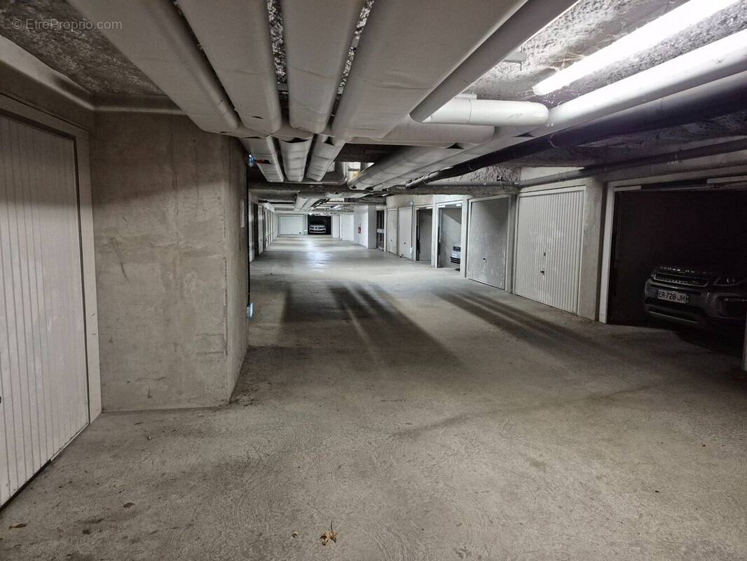 garage Grenoble - Parking à GRENOBLE