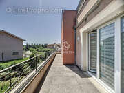 Appartement à PANISSIERES