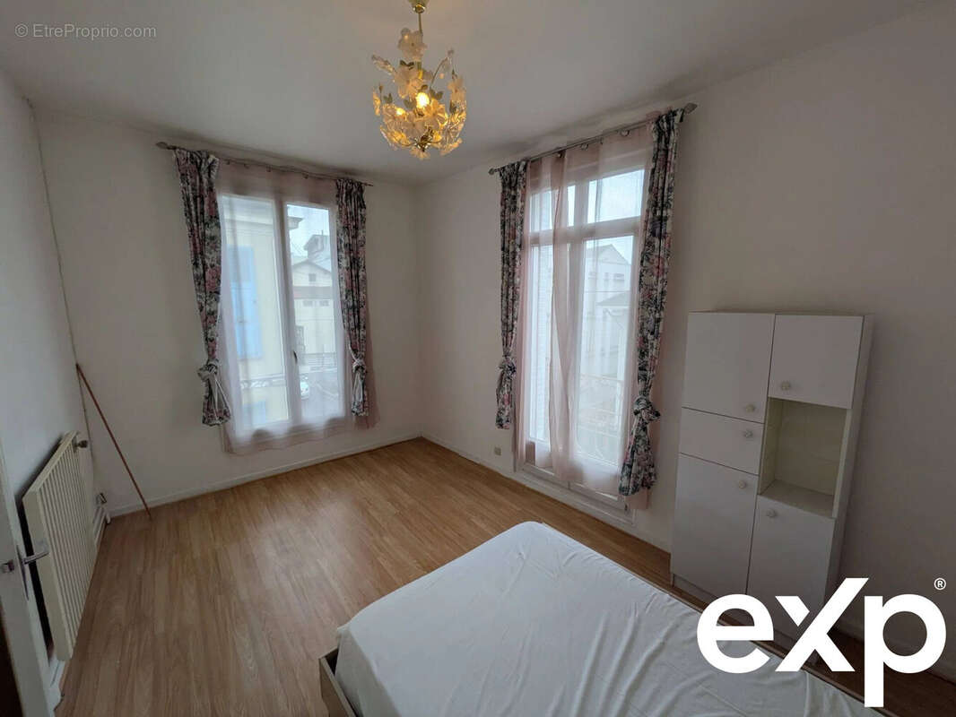 Maison à LIVRY-GARGAN