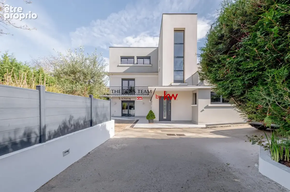 Maison 9 pièces 314 m² à vendre à L'hay-Les-Roses (94240) - photo 2