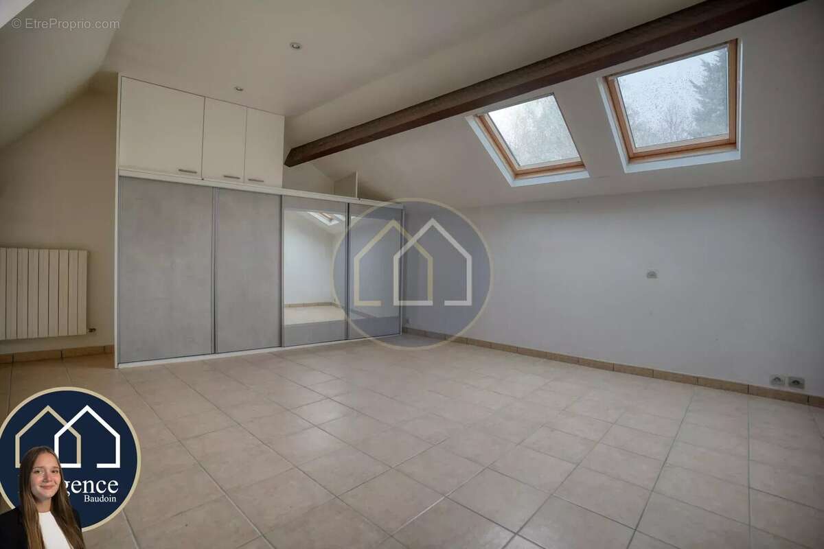 Maison à NOGENT-LE-ROI