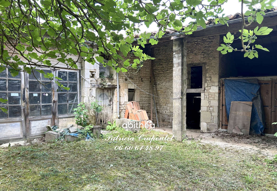 Maison à COULONGES