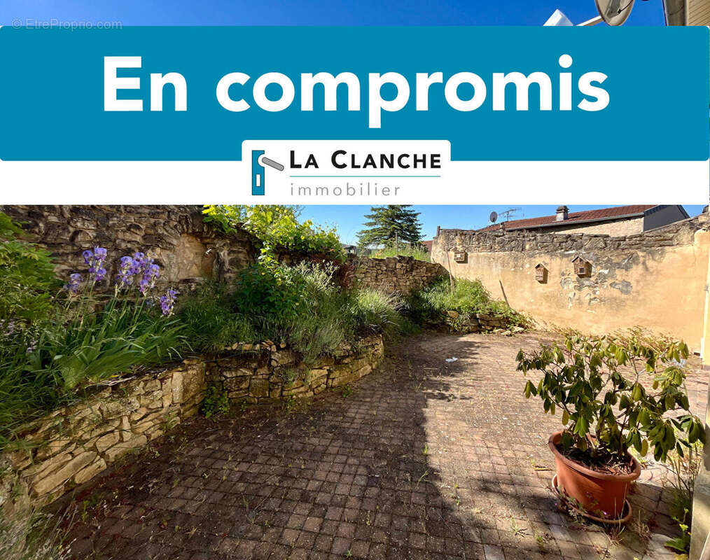 Maison à CONTZ-LES-BAINS