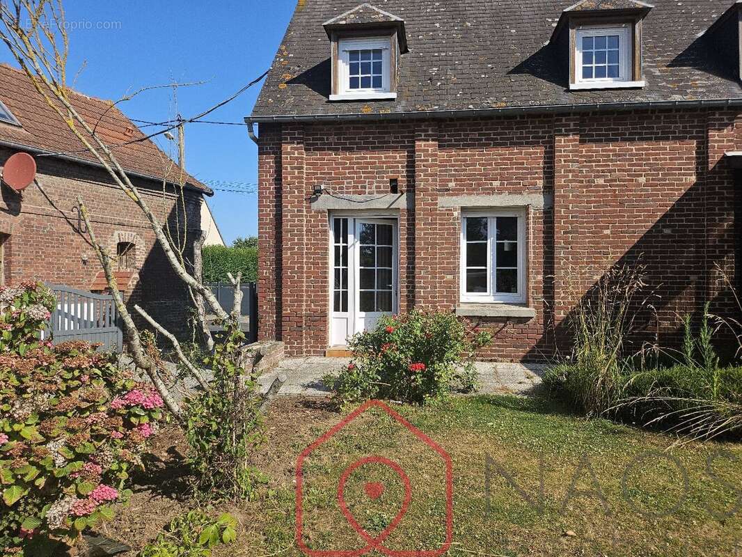 Ensemble immobilier gîtes vendus meublés - photo 2