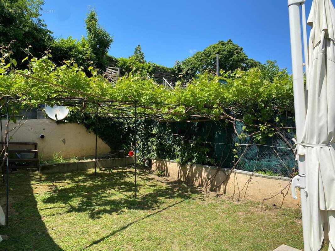 Photo 1 - Maison à PIERRE-BENITE