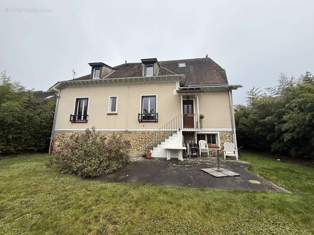 Maison à CHELLES