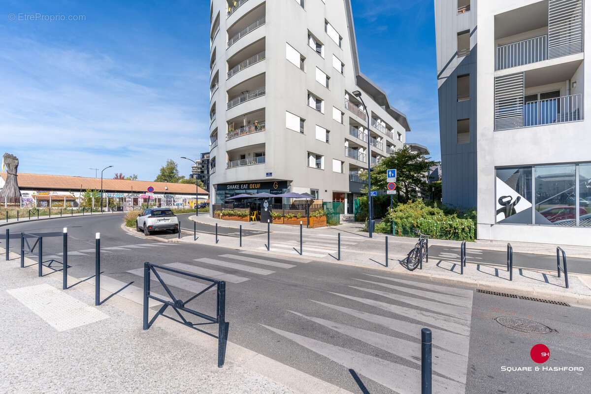 Deux pièces Halles de Bacalan - photo 2