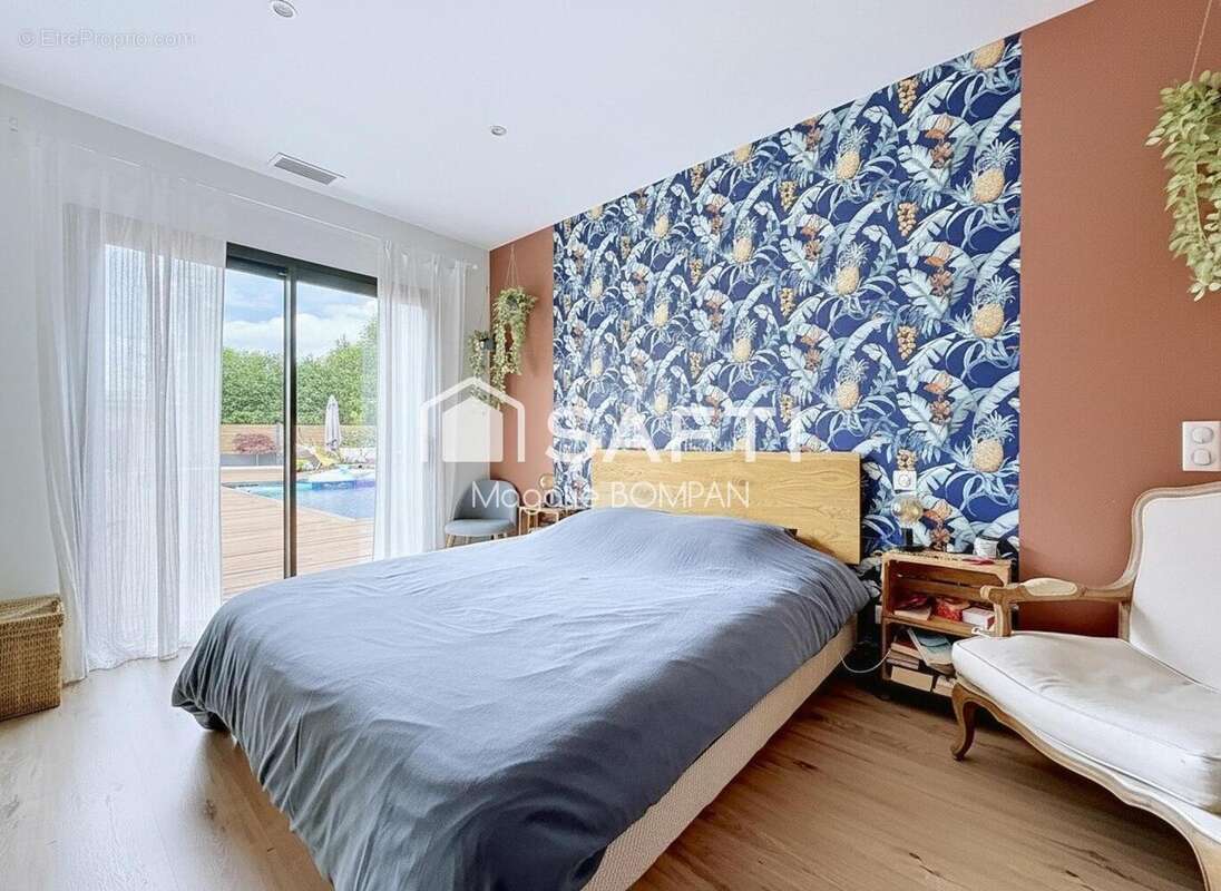 Maison 150 m² à Saint-Aubin-De-Medoc  - photo 7