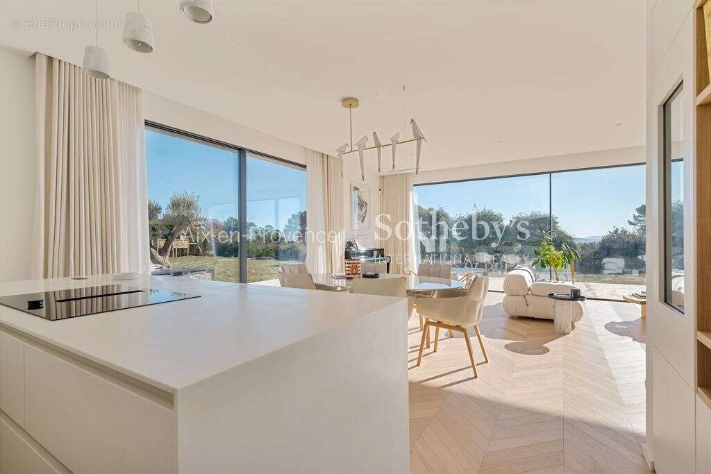 Maison à AIX-EN-PROVENCE