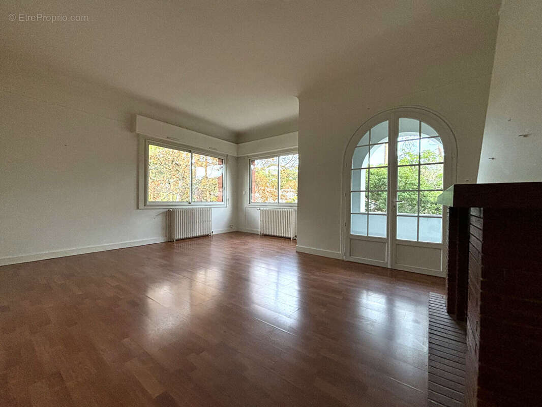 Appartement à LE BOUSCAT