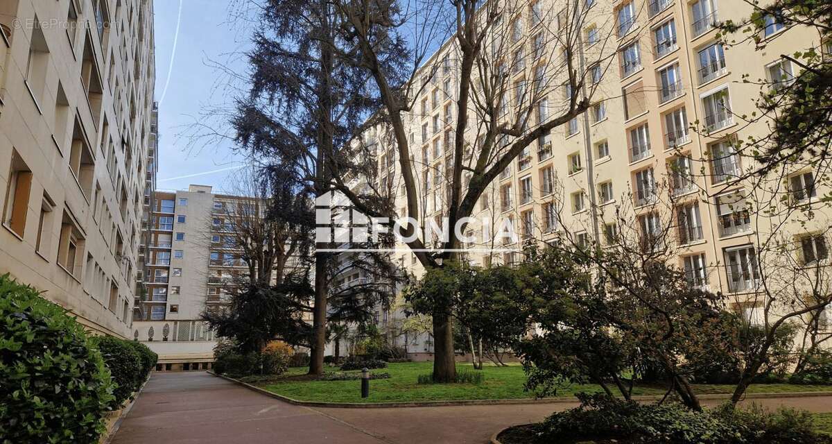 Appartement à PARIS-12E