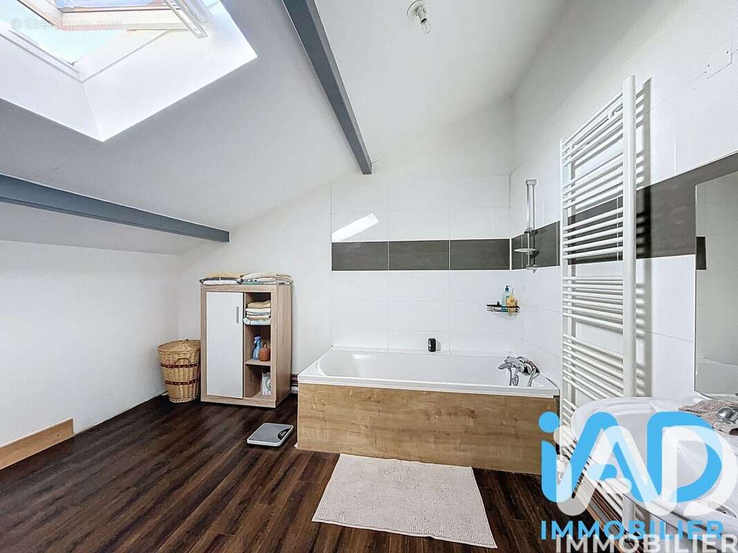 Photo 8 - Maison à ARDIN