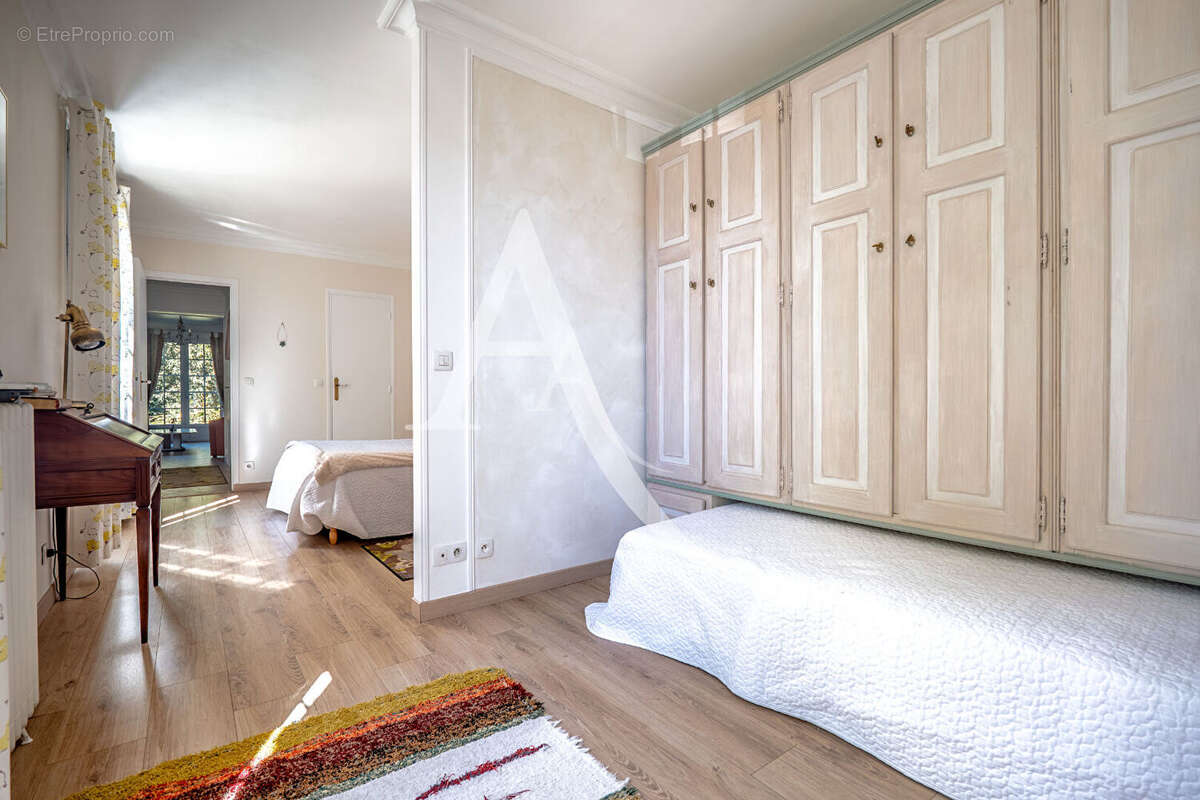 Maison à LIMEIL-BREVANNES