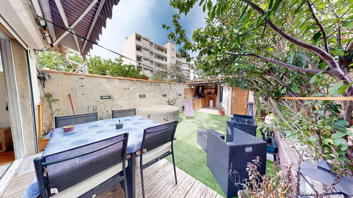 Appartement à MARSEILLE-10E