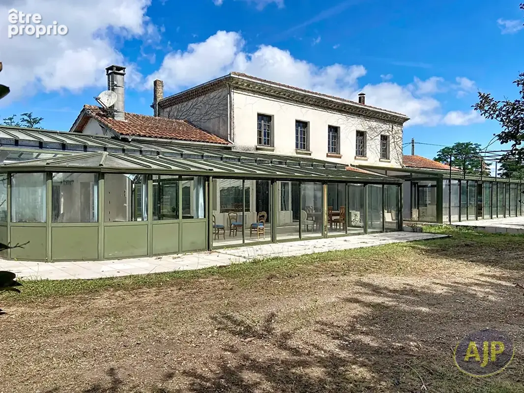 Maison à SAINT-CHRISTOLY-MEDOC