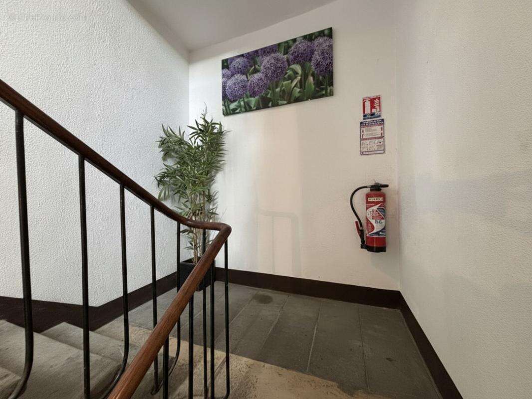 Appartement à BOURG-SAINT-ANDEOL