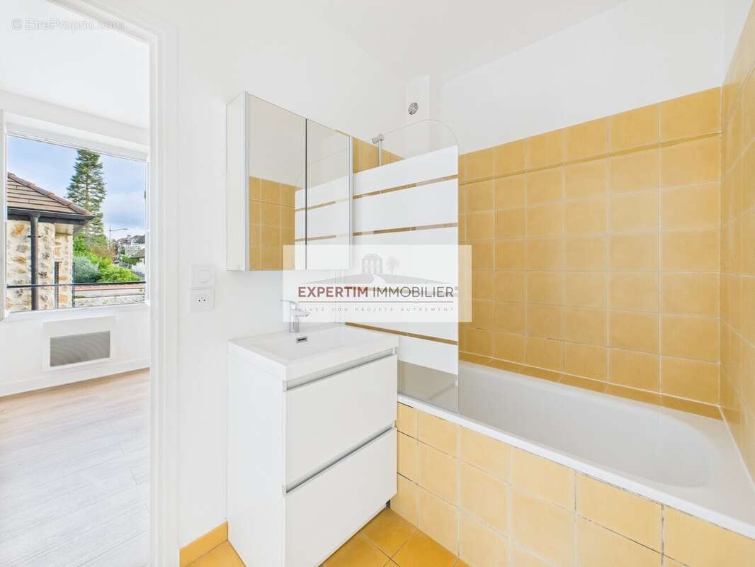 Appartement à VERSAILLES