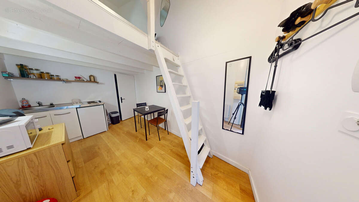 Appartement à SAINT-ETIENNE