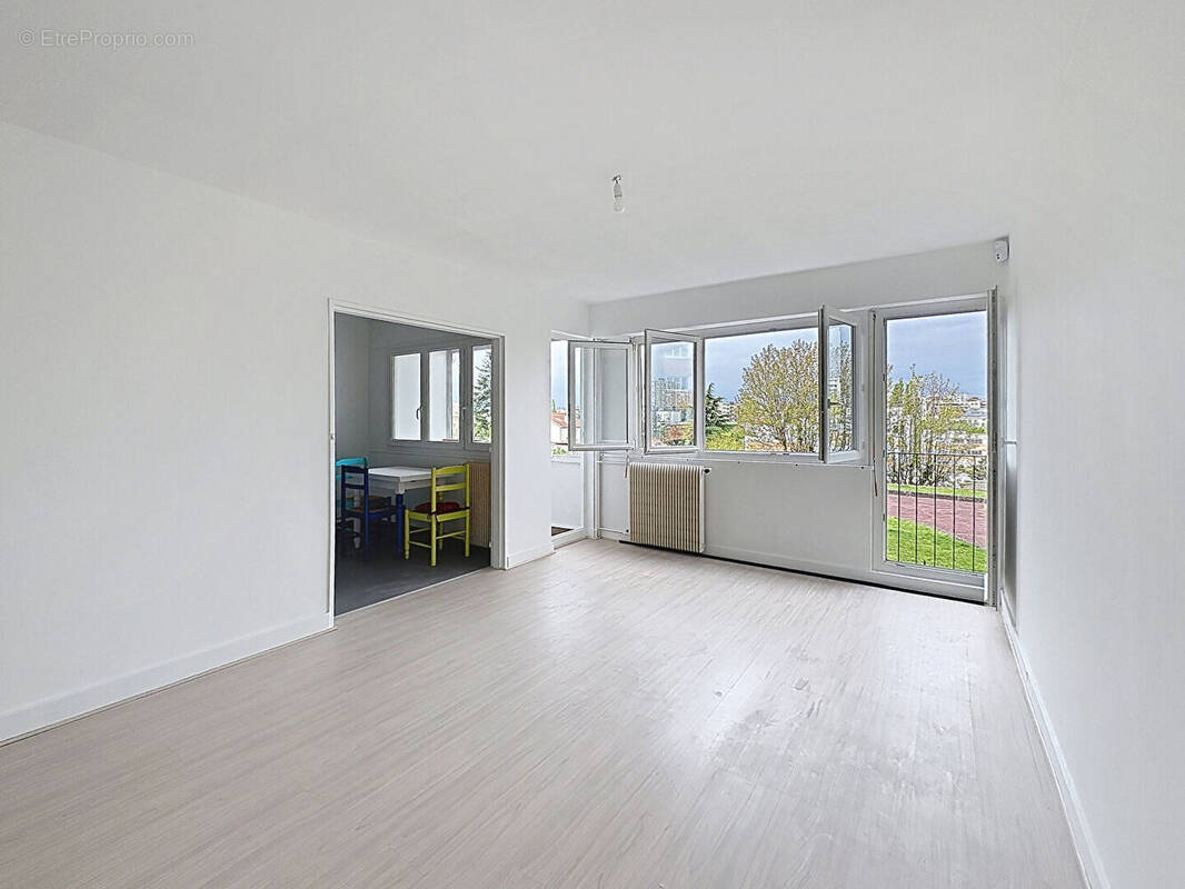 Appartement à BAGNOLET