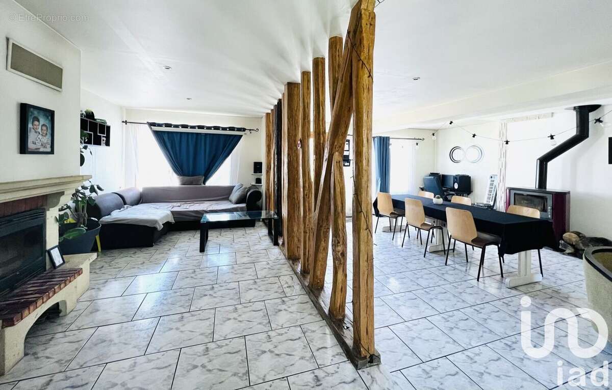 Photo 2 - Maison à SAINT-PHAL