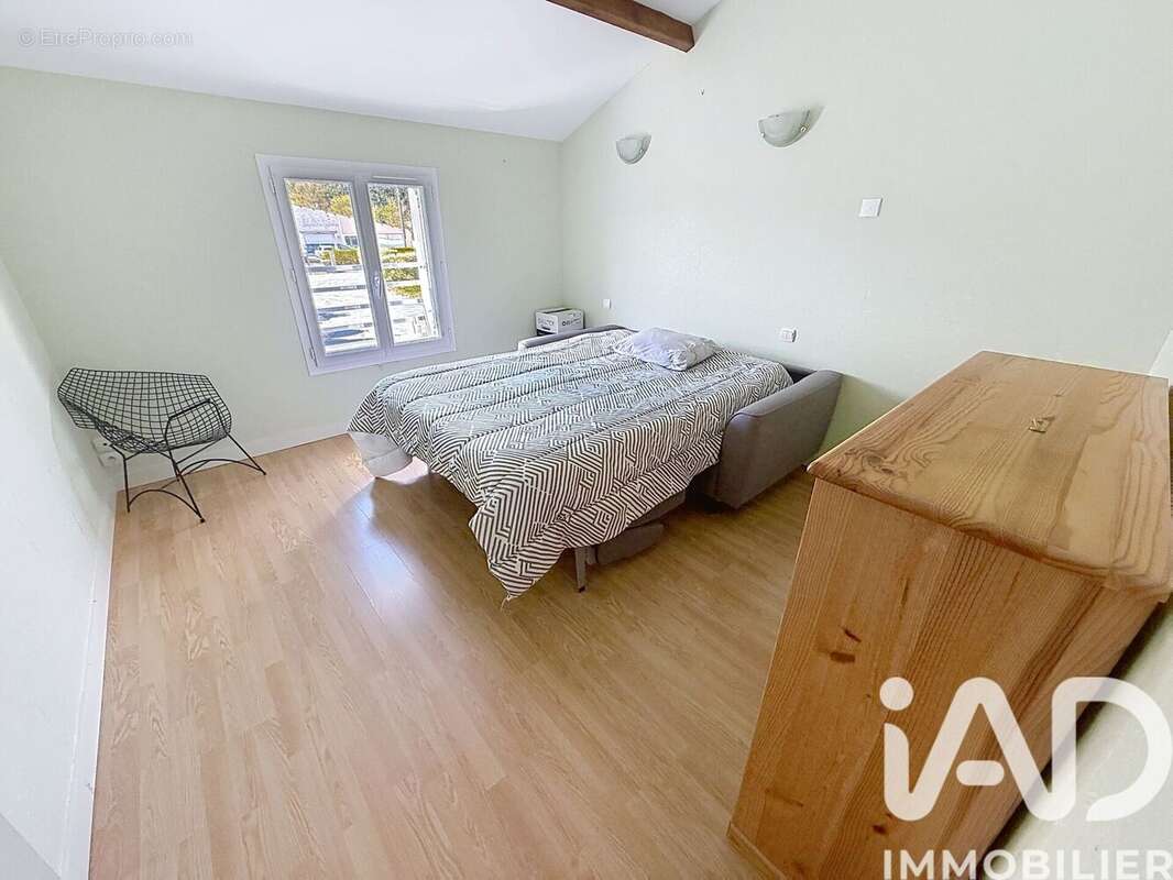 Photo 5 - Maison à VASLES