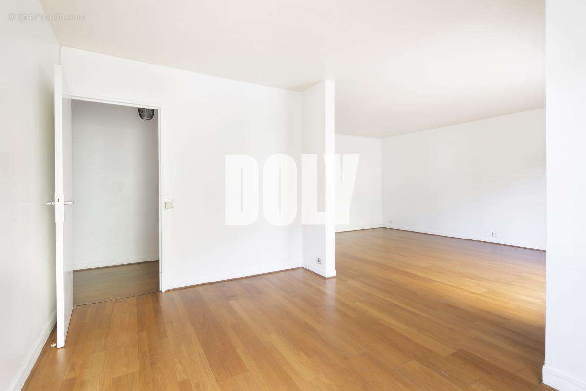 Appartement à MONTROUGE